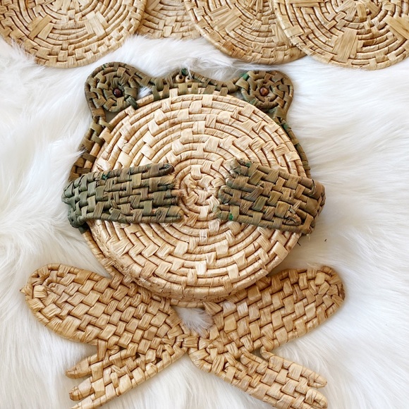 Vintage Other - Vintage Raffia Straw Frog Trivet Kitchen Set